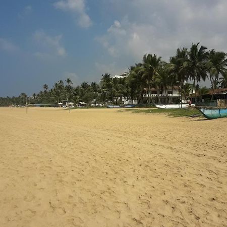 Sea Front Hikkaduwa Hotel Kültér fotó